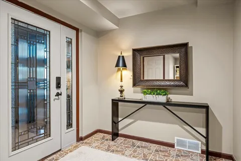 $1,245,000 | 431 Maplewood Drive, Barrington, IL 60010