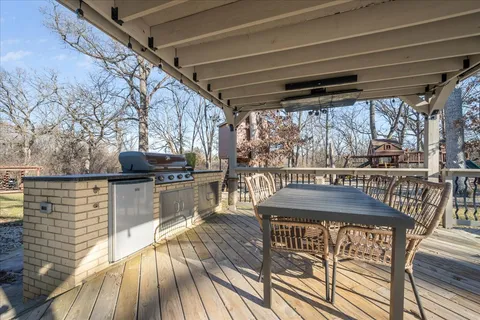 $1,245,000 | 431 Maplewood Drive, Barrington, IL 60010