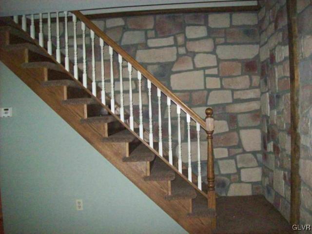 3644 Lower Saucon Road Hellertown, PA 18055 - Photo 9 of 16 Gallery Image 9