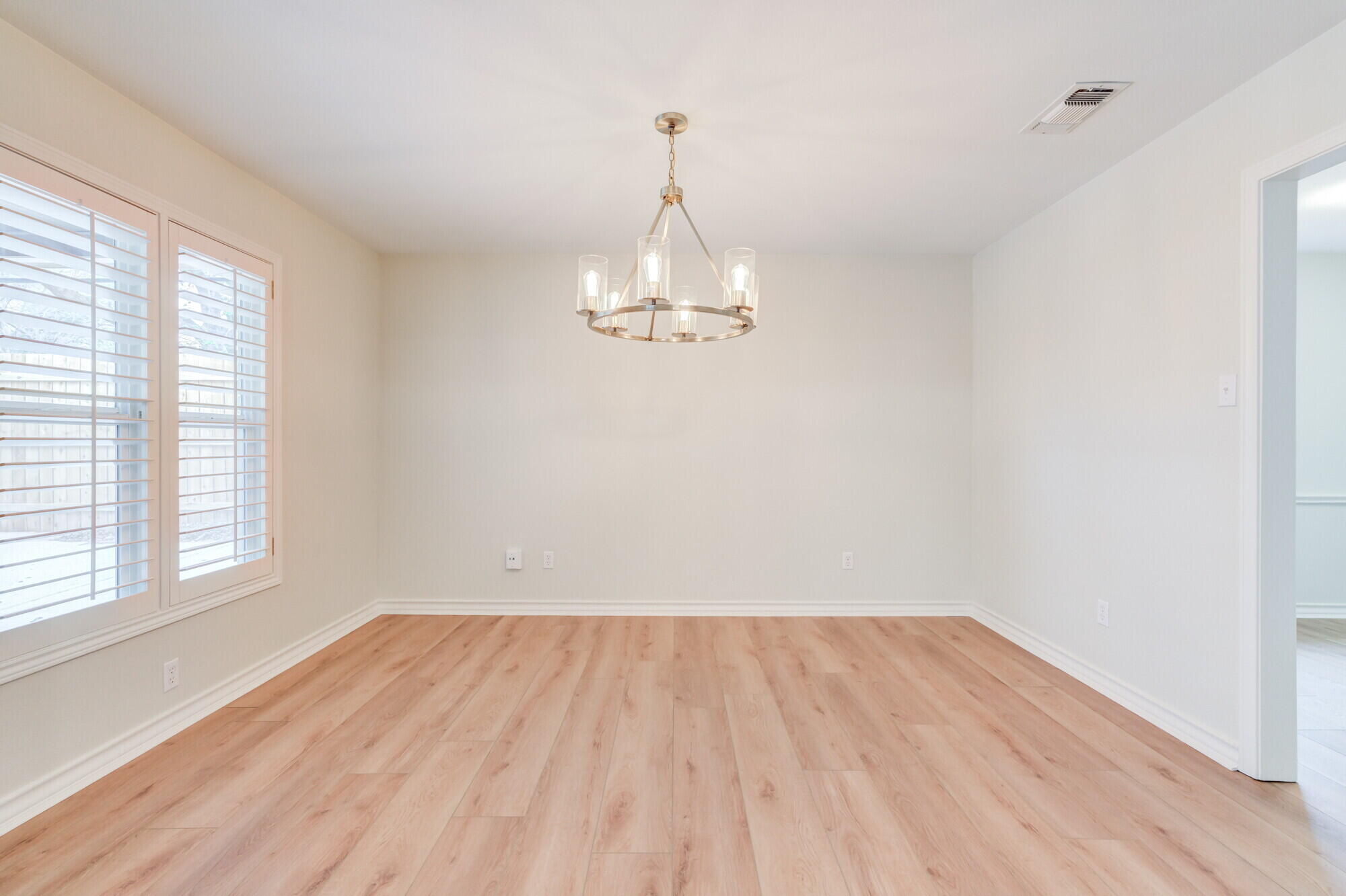 5309 77th Street Lubbock, TX 79424 - Photo 6 of 36 DSC05969_70_71_72_73