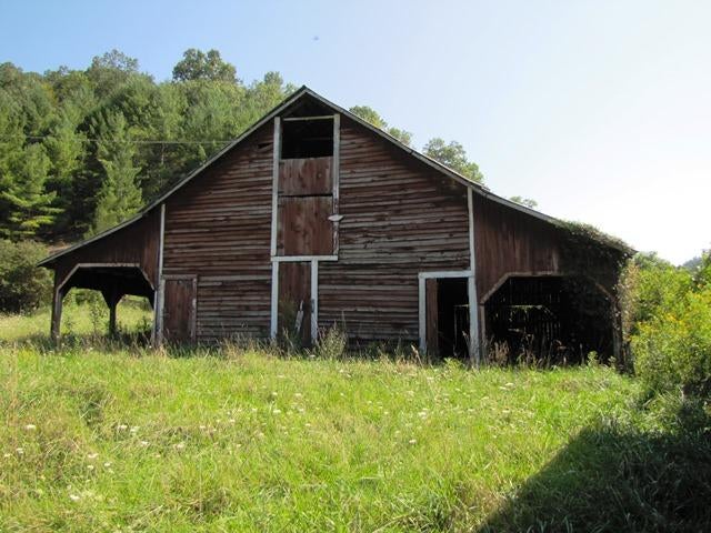 2402 Lillydale-Back Creek Road Union, WV 24983 - Photo 41 of 49 Gallery Image 41