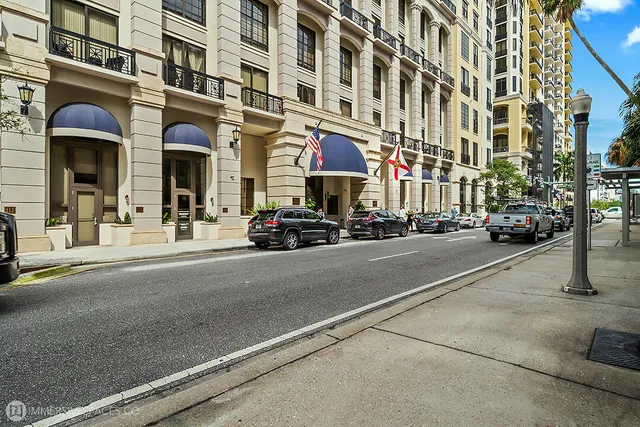 $3,150 | 801 South Olive Avenue, Unit 921, West Palm Beach, FL 33401