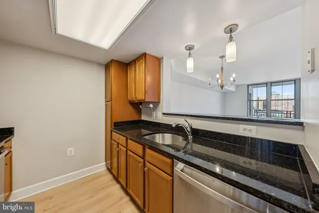 $350,000 | 11800 Sunset Hills Road, Unit 1125, Reston, VA 20190