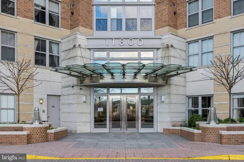 $350,000 | 11800 Sunset Hills Road, Unit 1125, Reston, VA 20190
