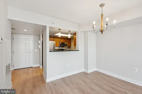 $350,000 | 11800 Sunset Hills Road, Unit 1125, Reston, VA 20190