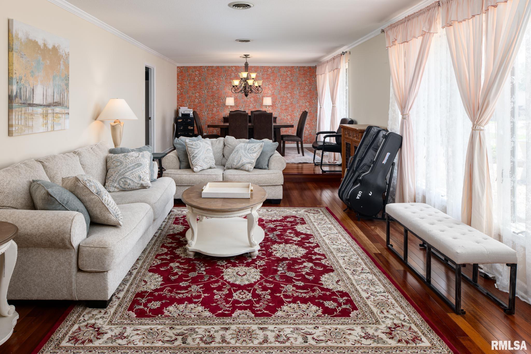 1808 Testa Drive Marion, IL 62959 - Photo 4 of 44