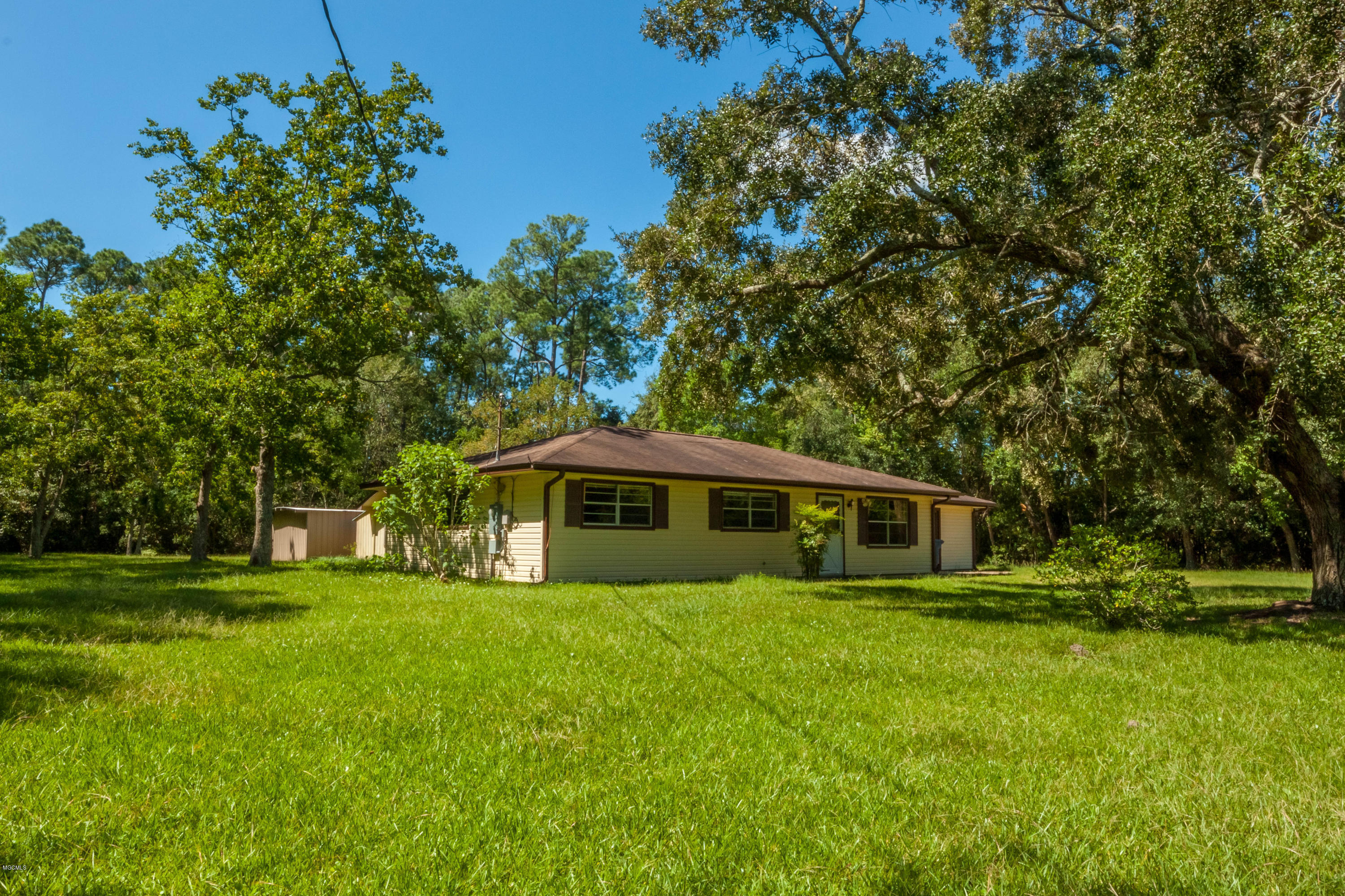 11529 Hillcrest Road Gulfport, MS 39503 - Photo 1 of 5 hilcrest4