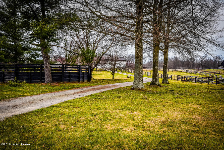 4262 Todds Point Road Simpsonville, KY 40067 - Photo 61 of 82 DSC_1375
