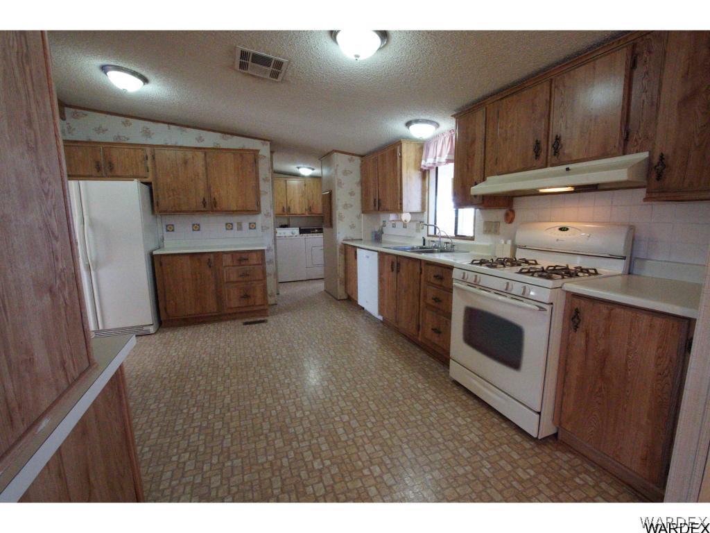 2981 McConnico Road Golden Valley, AZ 86413 - Photo 14 of 36 Gallery Image 14