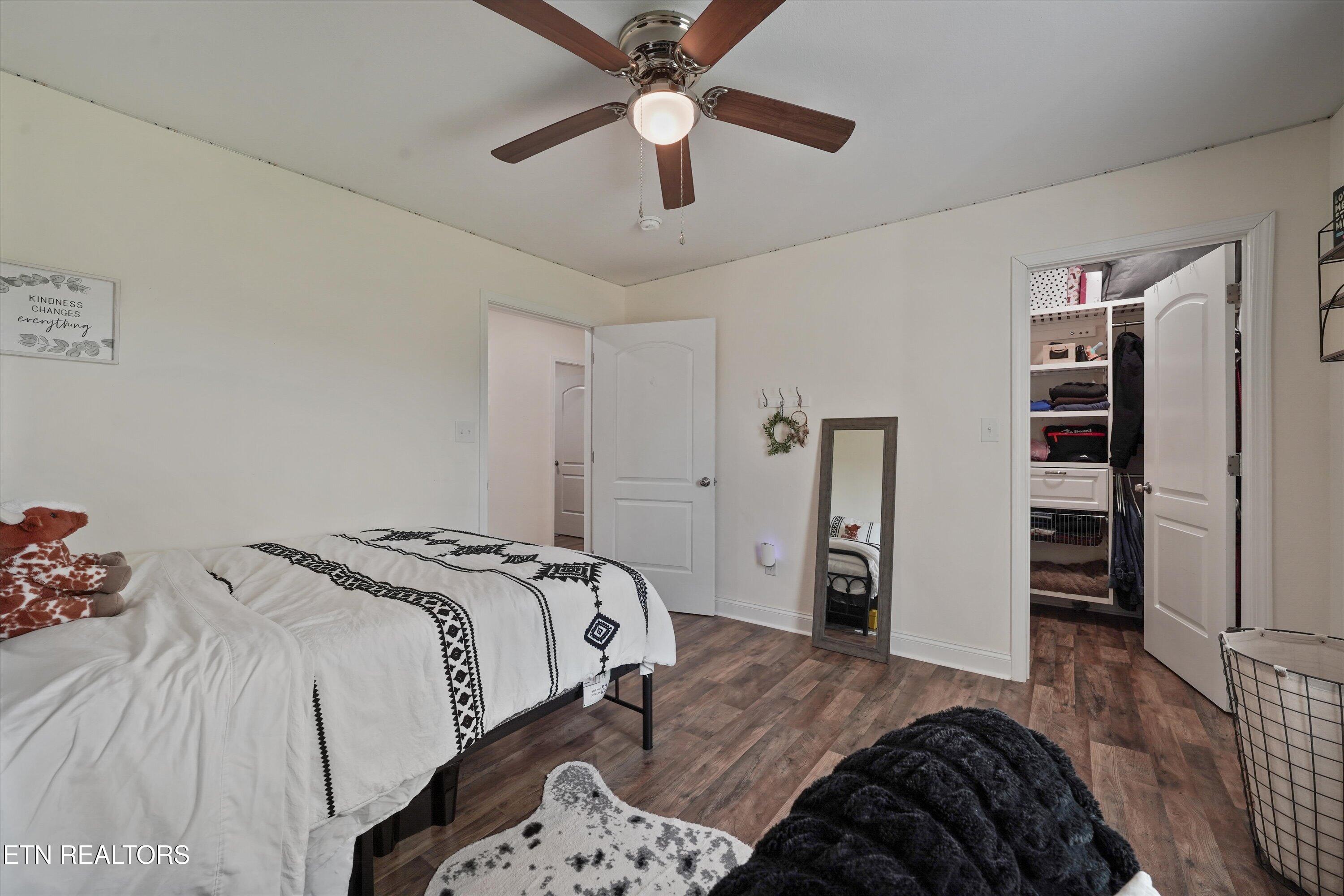 420 Heidel Road Wartburg, TN 37887 - Photo 26 of 43 26-420 Heidel Rd29