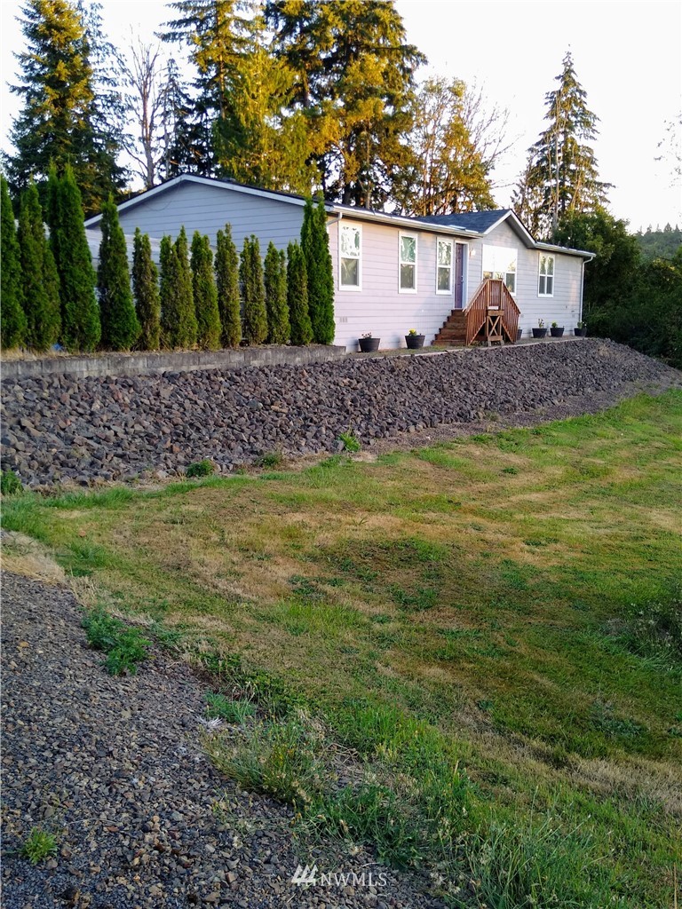 2220 Holcomb Loop Road Kelso, WA 98626 - Photo 1 of 21 Gallery Image 1