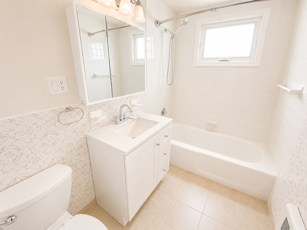 111 Hillsdale Road, Unit 1 Somerville, MA 02144 - Photo 8 of 14