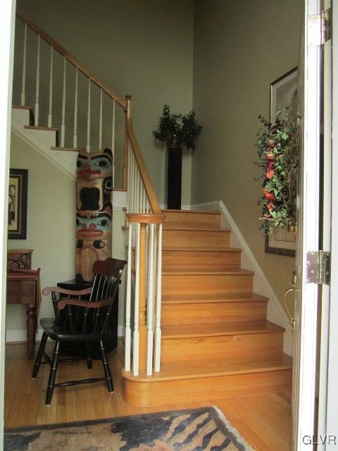731 Dorset Road Allentown, PA 18104 - Photo 2 of 16 Gallery Image 2