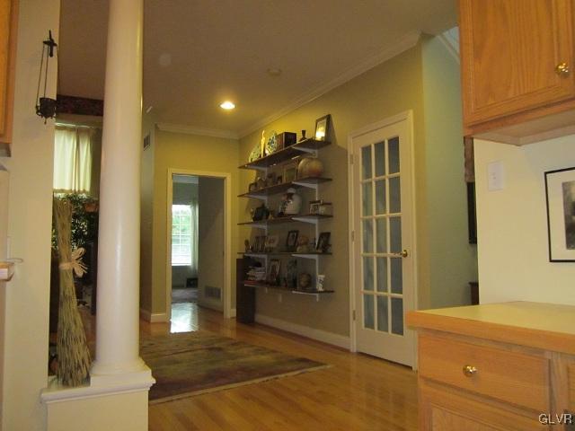 731 Dorset Road Allentown, PA 18104 - Photo 3 of 16 Gallery Image 3