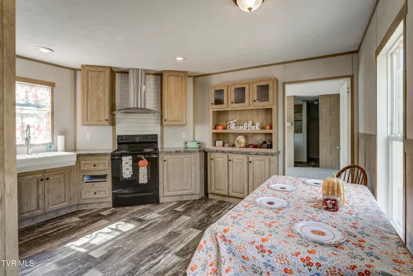 $219,000 | 1295 Highway 19E, Bluff City, TN 37618
