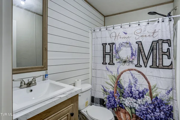 $219,000 | 1295 Highway 19E, Bluff City, TN 37618