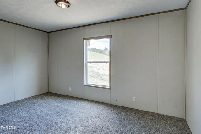 $224,000 | 1295 Highway 19E, Bluff City, TN 37618