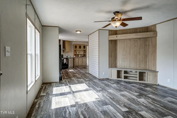 $219,000 | 1295 Highway 19E, Bluff City, TN 37618