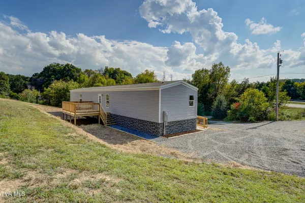 $219,000 | 1295 Highway 19E, Bluff City, TN 37618