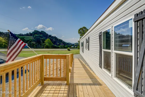 $219,000 | 1295 Highway 19E, Bluff City, TN 37618