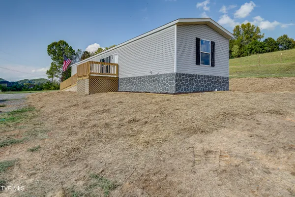 $219,000 | 1295 Highway 19E, Bluff City, TN 37618