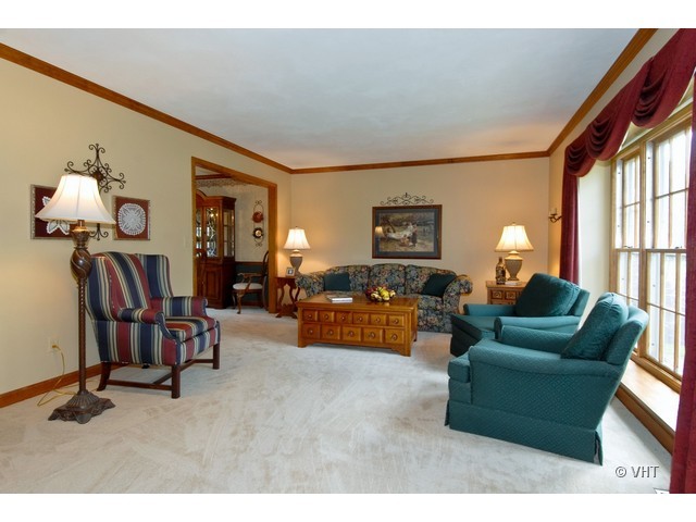 2811 Blackman Road Geneva, IL 60134 - Photo 3 of 16