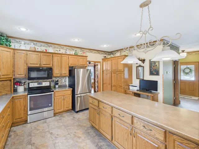 $499,900 | 202 Park Court, Albany, MN 56307