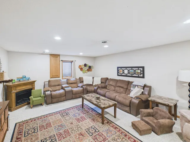 $499,900 | 202 Park Court, Albany, MN 56307