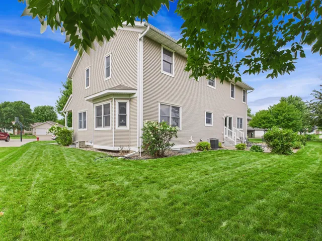 $499,900 | 202 Park Court, Albany, MN 56307