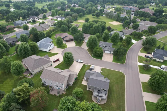 $499,900 | 202 Park Court, Albany, MN 56307