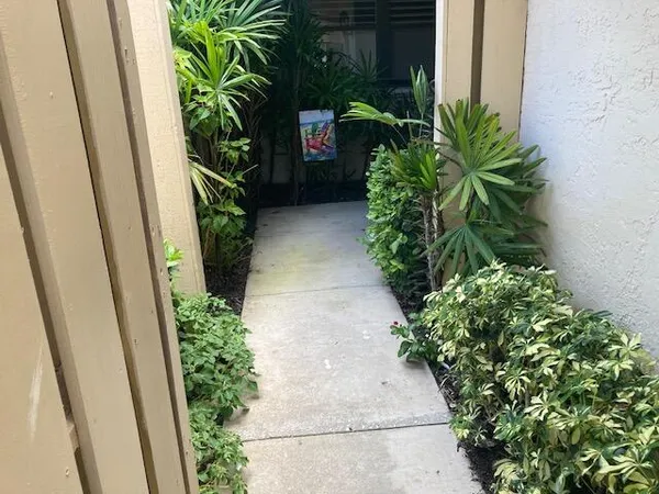 $6,500 | 16913 Waterbend Drive, Unit 165, Jupiter, FL 33477