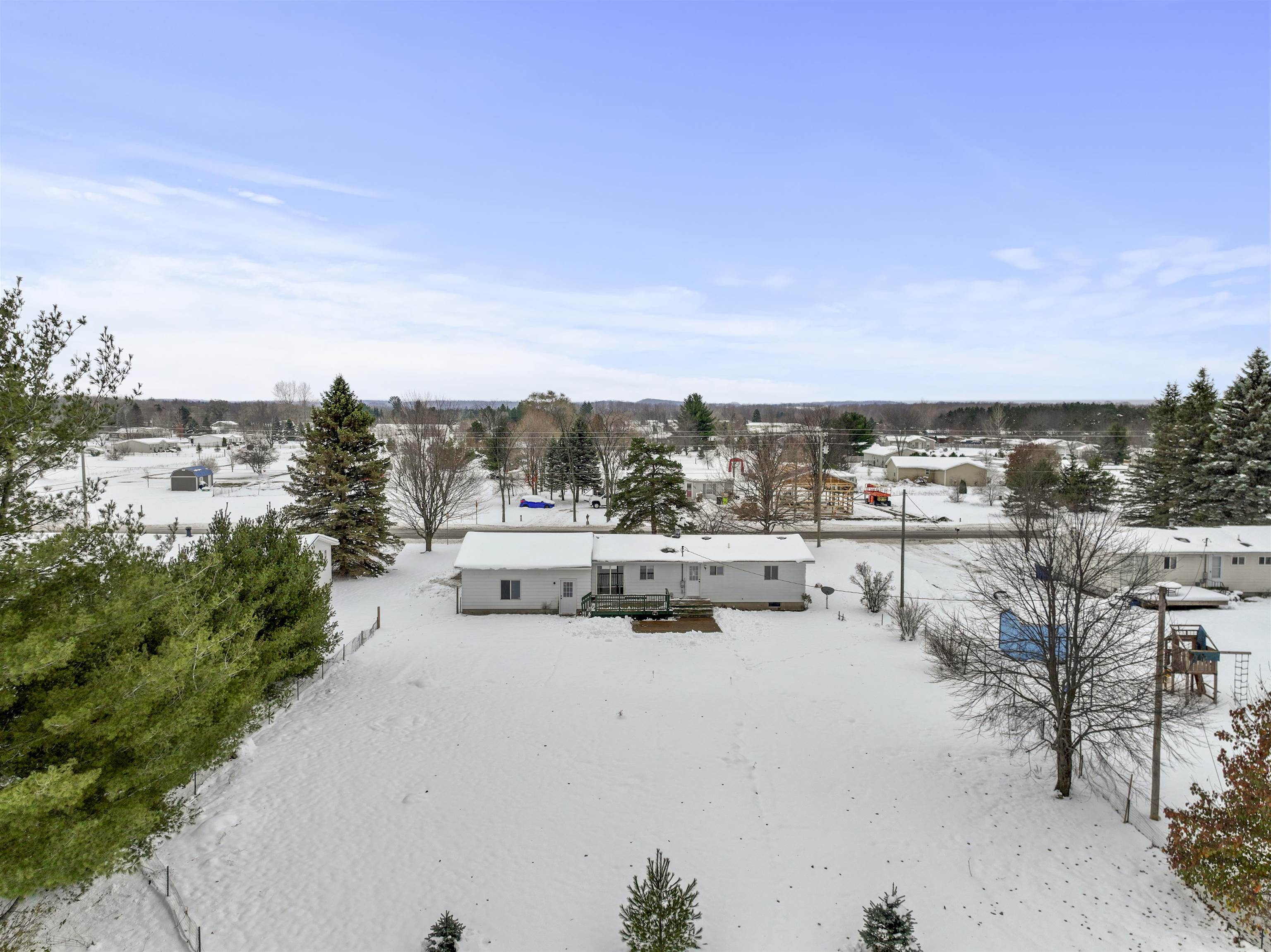 5150 Vance Road Grawn, MI 49637 - Photo 3 of 29 1906836-2.JPG