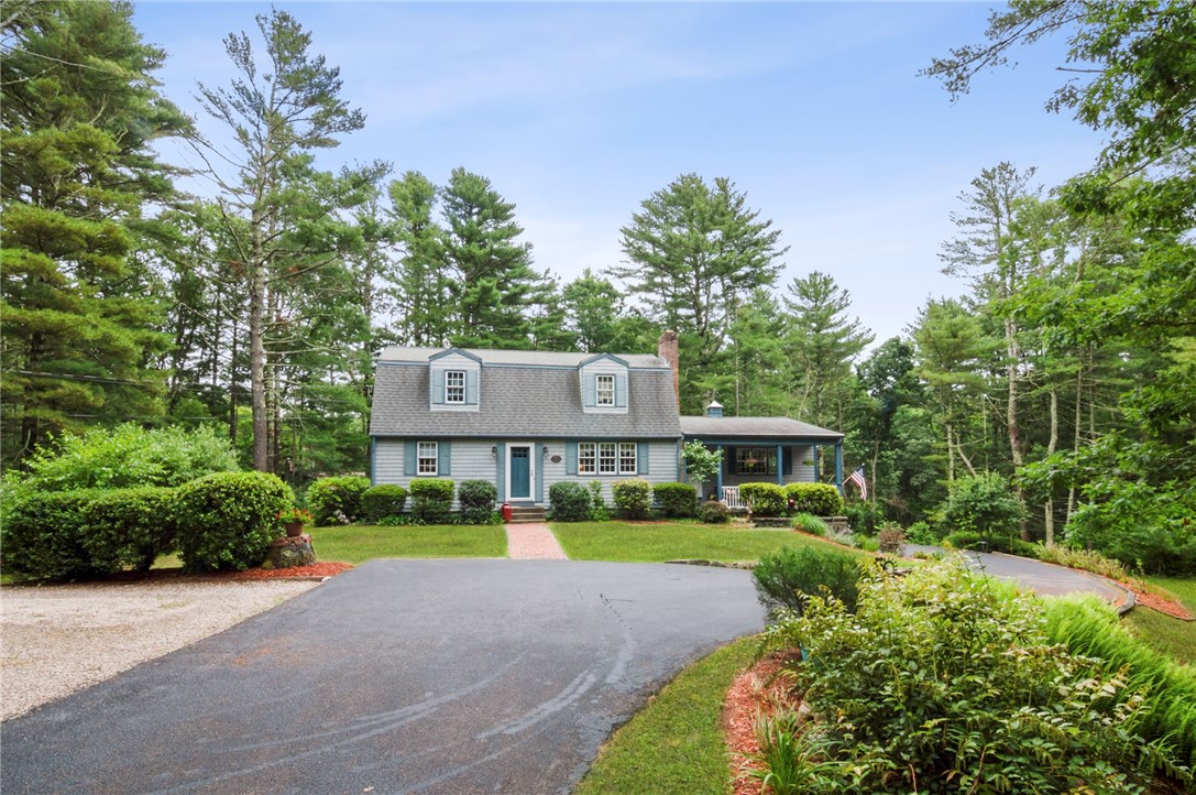 257 Shannock Road South Kingstown, RI 02879 - Photo 1 of 21 Gallery Image 1