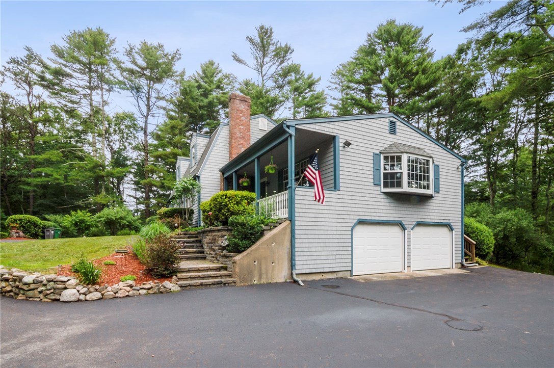 257 Shannock Road South Kingstown, RI 02879 - Photo 3 of 21 Gallery Image 3