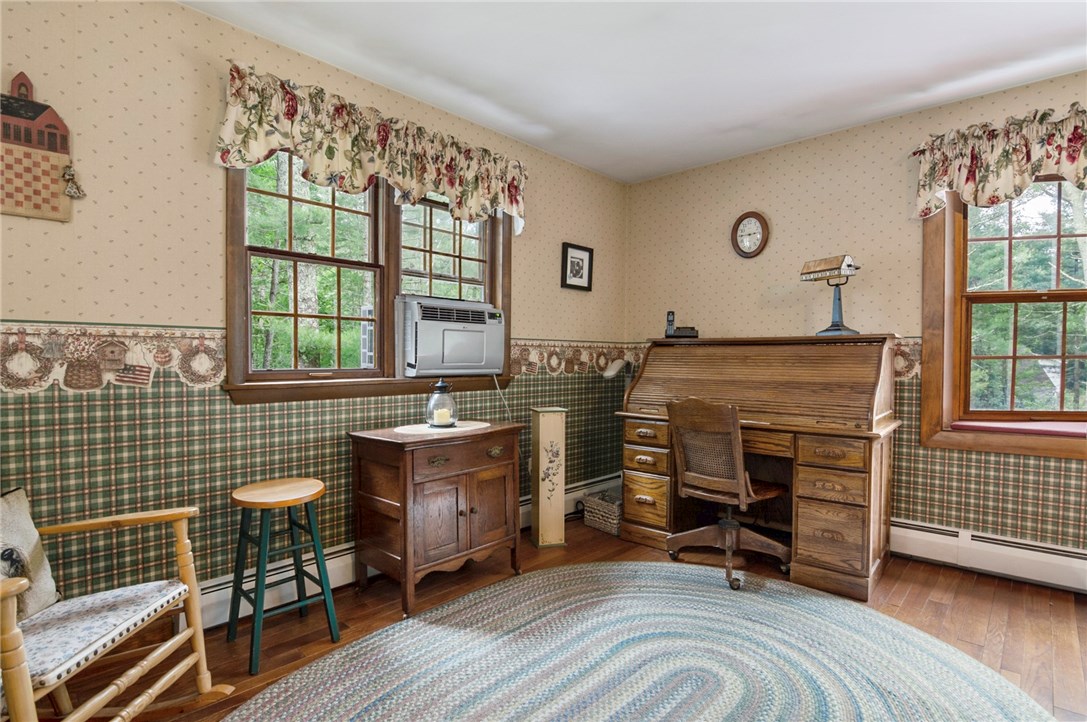 257 Shannock Road South Kingstown, RI 02879 - Photo 6 of 21 Gallery Image 6
