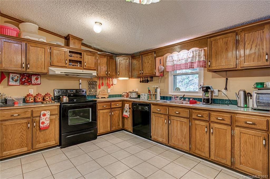 179 Joe Bailey Road Fletcher, NC 28732 - Photo 10 of 23 Gallery Image 10