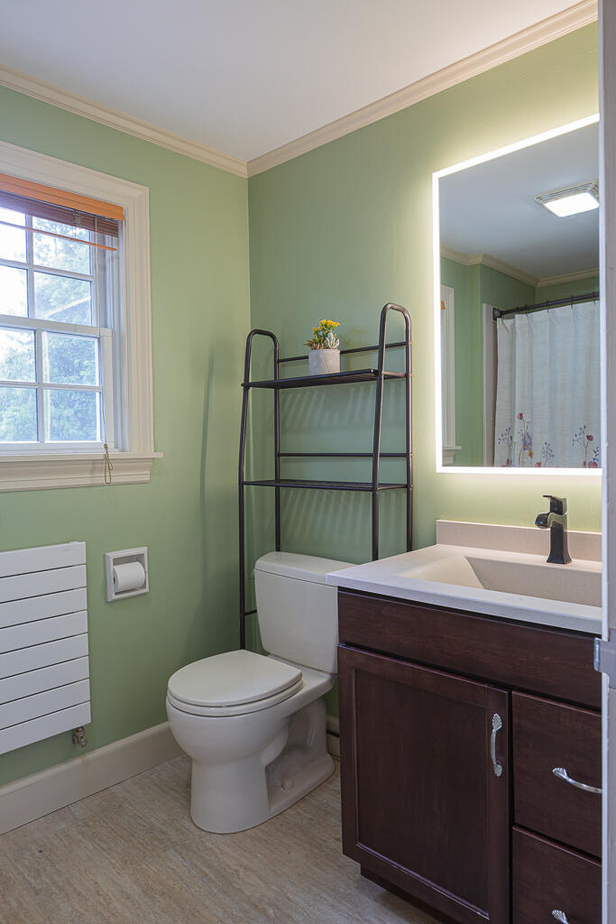 166 1st Rangeway Waterville, ME 04901 - Photo 34 of 38 2nd Floor Bathroom