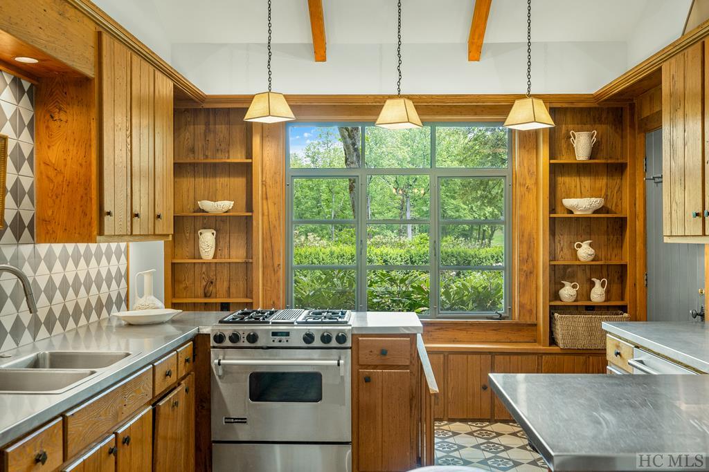 210 Moorewood Road Highlands, NC 28741 - Photo 22 of 64 Gallery Image 22