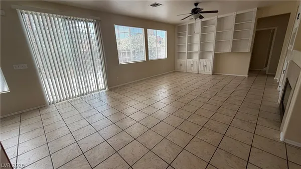 $2,600 | 8101 Yellow Daisy Avenue, Las Vegas, NV 89147