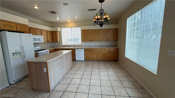 $2,600 | 8101 Yellow Daisy Avenue, Las Vegas, NV 89147