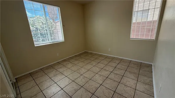 $2,600 | 8101 Yellow Daisy Avenue, Las Vegas, NV 89147