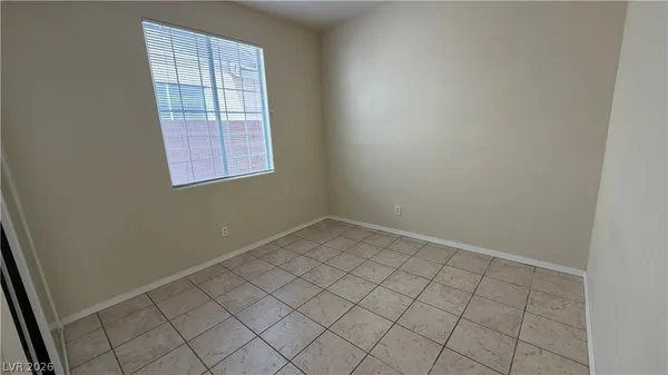 $2,600 | 8101 Yellow Daisy Avenue, Las Vegas, NV 89147