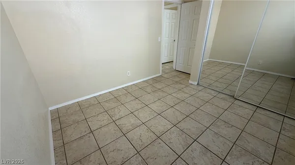 $2,600 | 8101 Yellow Daisy Avenue, Las Vegas, NV 89147