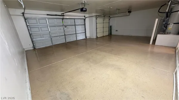 $2,600 | 8101 Yellow Daisy Avenue, Las Vegas, NV 89147