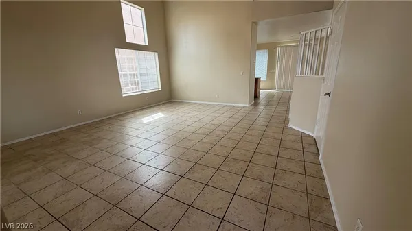 $2,600 | 8101 Yellow Daisy Avenue, Las Vegas, NV 89147