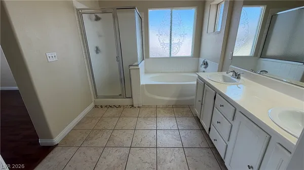 $2,600 | 8101 Yellow Daisy Avenue, Las Vegas, NV 89147