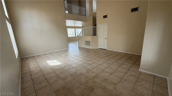 $2,600 | 8101 Yellow Daisy Avenue, Las Vegas, NV 89147