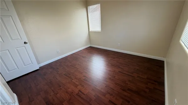 $2,600 | 8101 Yellow Daisy Avenue, Las Vegas, NV 89147