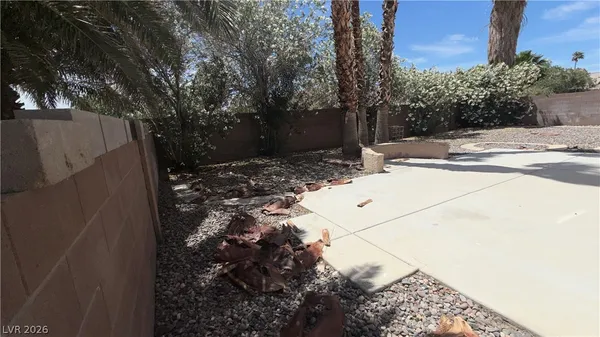 $2,600 | 8101 Yellow Daisy Avenue, Las Vegas, NV 89147