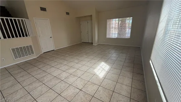 $2,600 | 8101 Yellow Daisy Avenue, Las Vegas, NV 89147